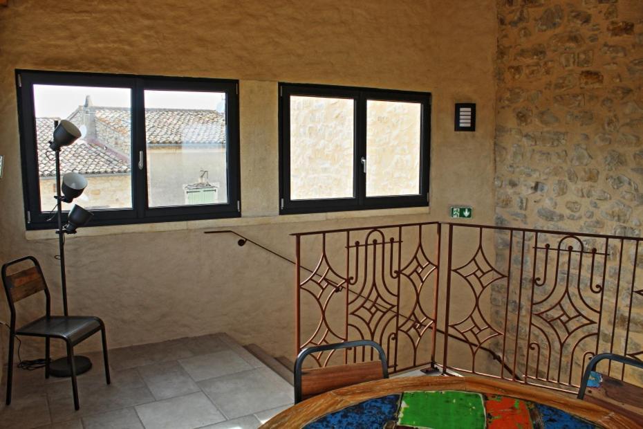 Gites La Tour Le Mas De Crieulon Saint-Jean-de-Crieulon Zewnętrze zdjęcie